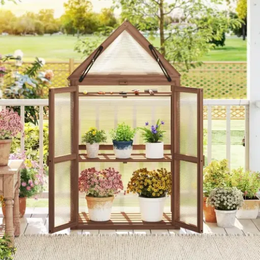 Test HOMASIS Mini Serre de Jardin 3 Niveaux : pratique pour petits espaces, mais pas un tank