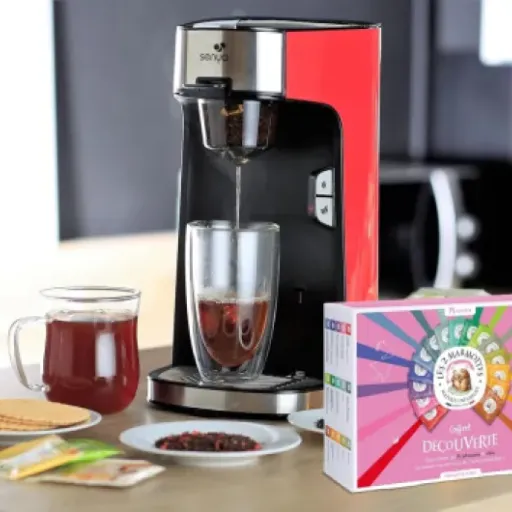 Test Senya Tea Time : la machine à thé rouge qui chauffe vite mais n'étonne pas