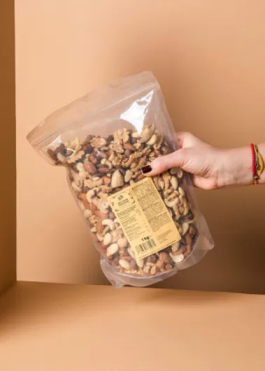 Mélange de Noix Premium 1 kg - Amandes, Cajou, Noix du Brésil, Noisettes et Cerneaux de Noix, 100% Naturel, Sans Sel ni Sucre, Riche en Fibres