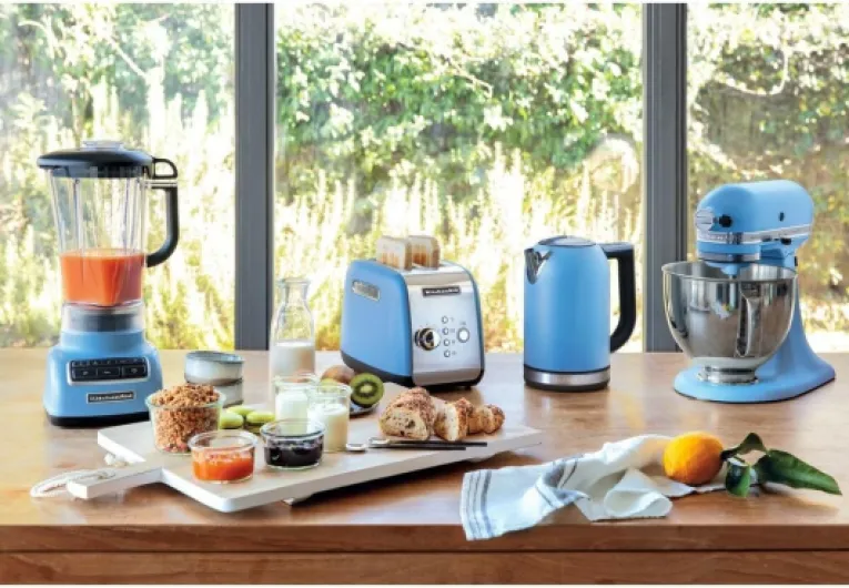 Robot Pâtissier - Artisan - Robot cuisine multifonctions à tête inclinable - Batteur avec 5 accessoires et 2 bols inox de 4,8 et 3 L - Bleu vintage