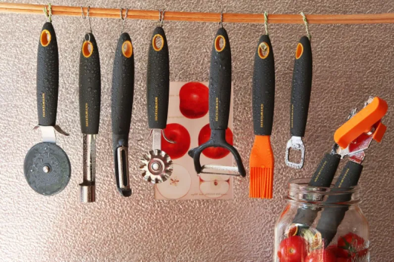 25230 Soft Roulette à pâte Acier Inoxydable/PP/TPR Gris/Orange/Argent 18 cm