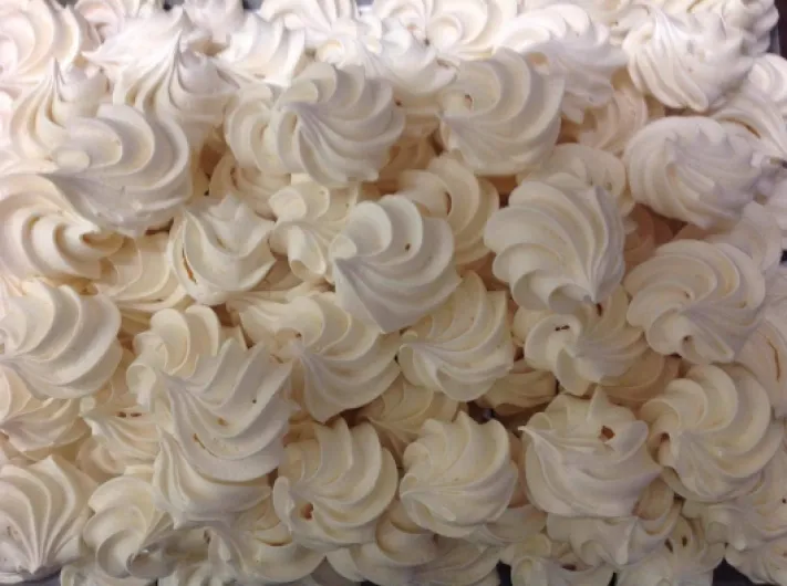 1 KG DE MERINGUE NATURE - Fabrication artisanale nature 1 kg (Lot de 1)
