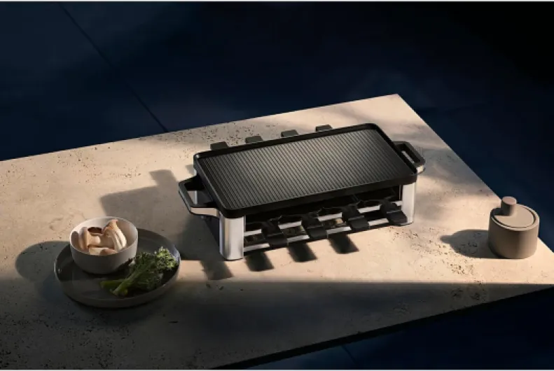 Lono Gril à Raclette pour 8 personnes, puissant, grillade et gratinage homogènes, poêlons et spatules antiadhésifs, pour des soirées raclette conviviales, en acier inoxydable Cromargan premium Moderne